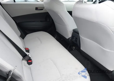 2022 Toyota Corolla Cross Le from USA, damaged, VIN 7MUCAABG8NV004527